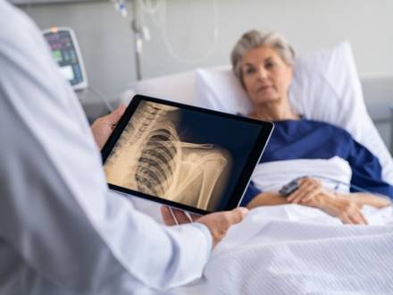 Examples of Serious Fractures in Illinois Nursing Homes